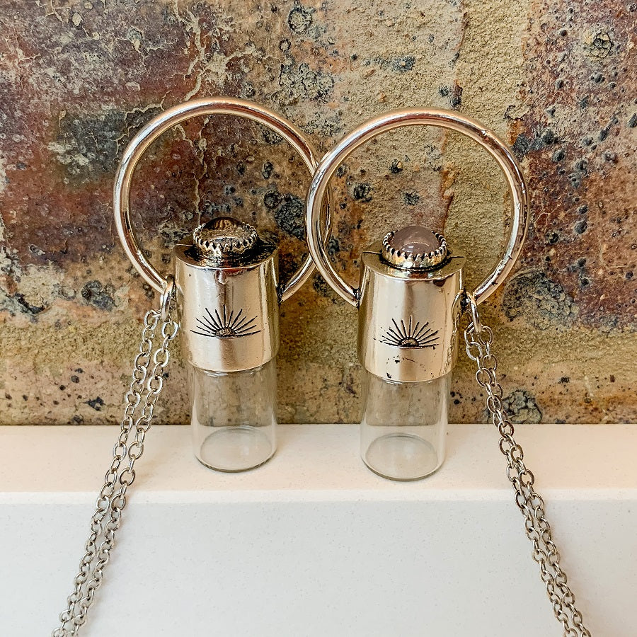Sunrise Ring Roller Bottle Pendant - Silver with Clear Quartz - essentoils.co.za