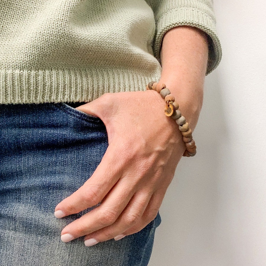 Clay Aromatherapy Ubuntu Bracelet - essentoils.co.za