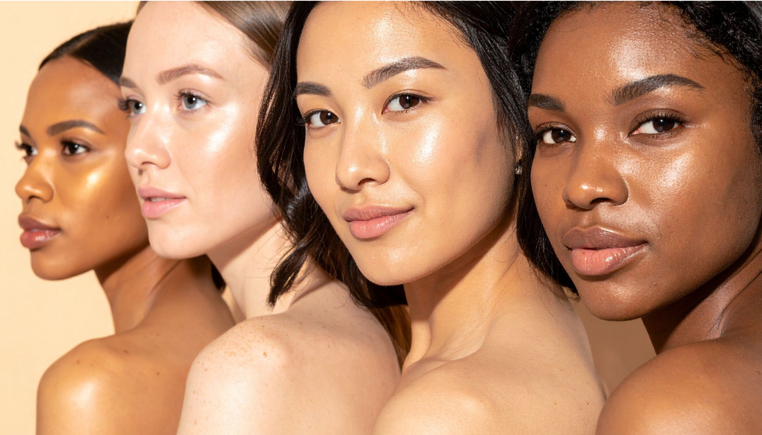 🌿 Our Top 5 Essential Oils for Glowing Skin (Naturally Radiant Complexion Guide)